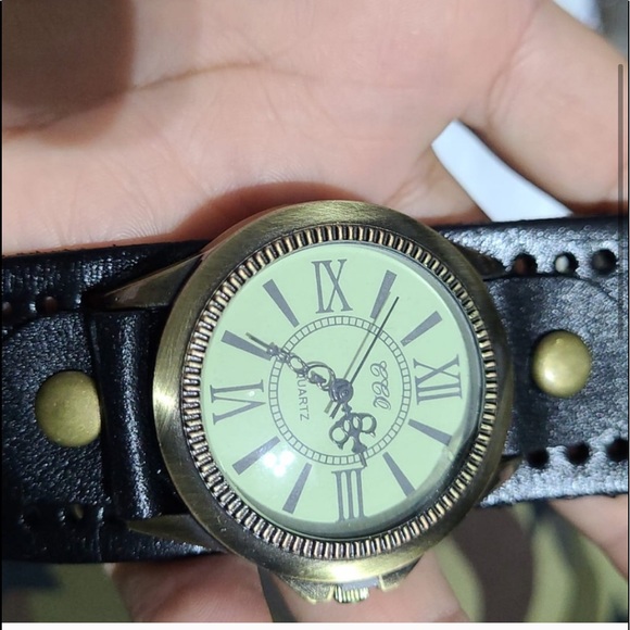 High Quality Vintage Leather Bracelet Watch Antiqu - Picture 5 of 5